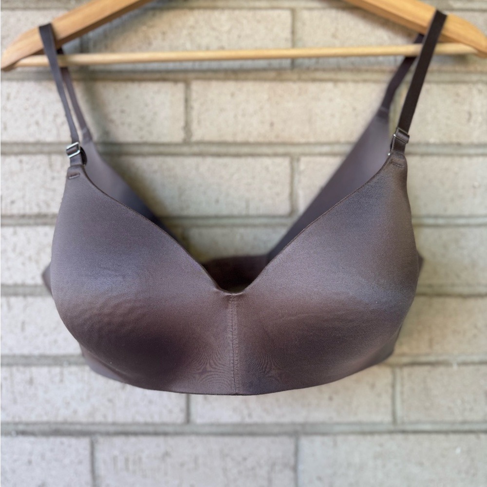 Soma Vanishing Back Bra Seamless Wireless Bra Taupe Brown Size 36C